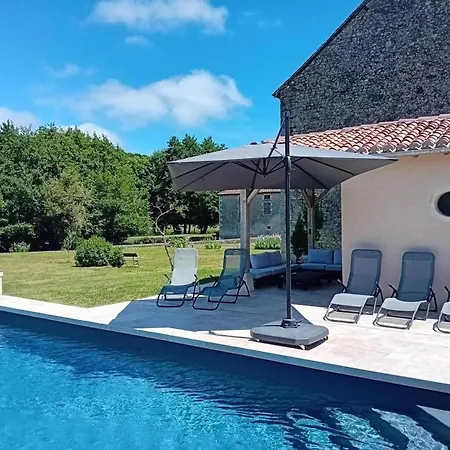Holiday home Le A La Fois De Saint-maixent Le Petit