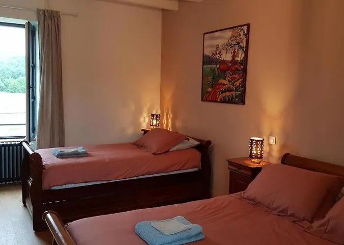 Le A La Fois De Saint-maixent Le Petit Hébergement de vacances