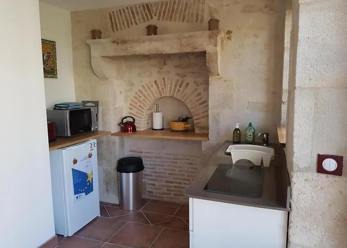 Le A La Fois De Saint-maixent Le Petit Hébergement de vacances Haims